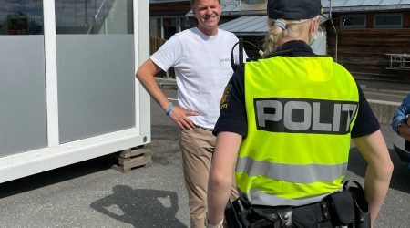 Sigve Bolstad på besøk på grensa ved Ørje, juni 2021