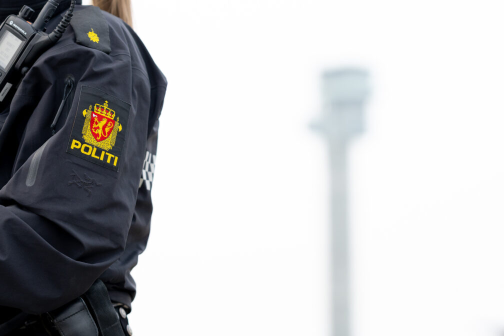 Politi skarp flytarn Gardermoen uskarpt